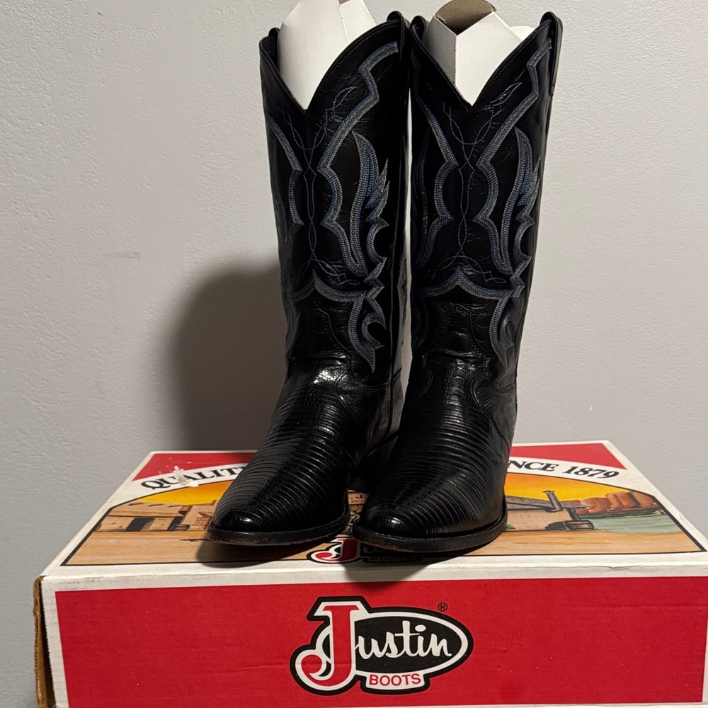 Real Justin black iguana lizard Men's Black Western Boots with Blue Stitching